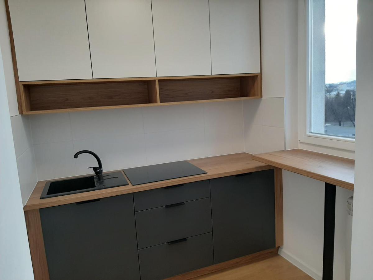 Kawalerka 28M Salon Z Kuchnia Centrum Nowy Sącz エクステリア 写真