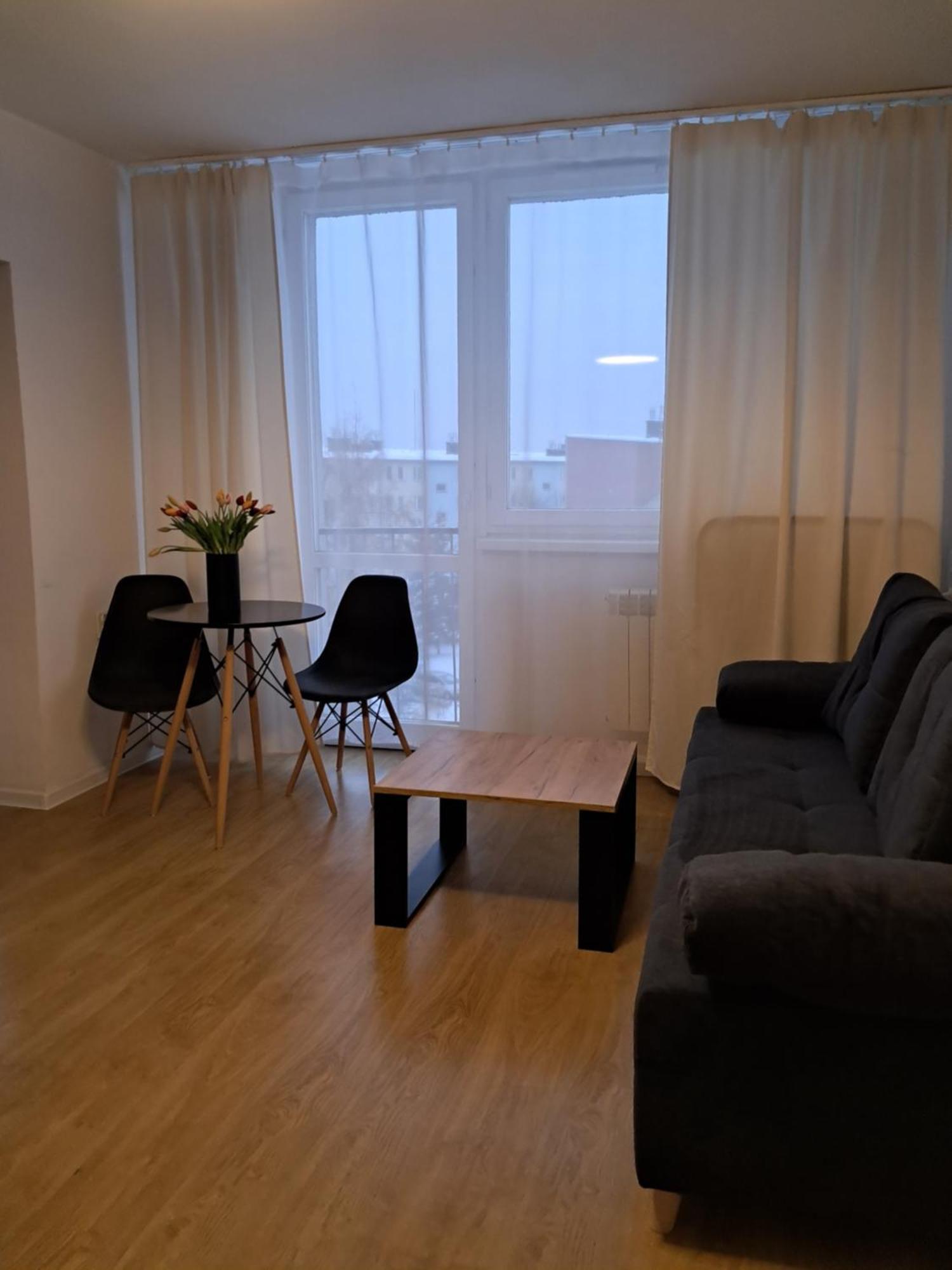 Kawalerka 28M Salon Z Kuchnia Centrum Nowy Sącz エクステリア 写真
